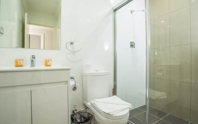 PEACEFUL 2Kingbed RootyHill Townhouse near Station