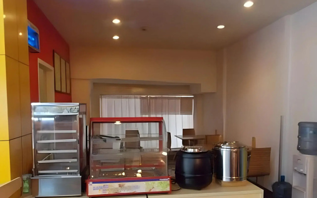 7 Days Inn Chengdu North Railway Train Station Square Branch