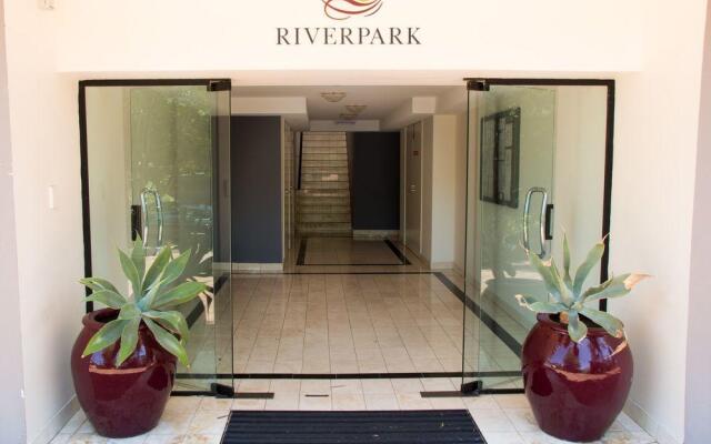 Riverpark-studio apartment