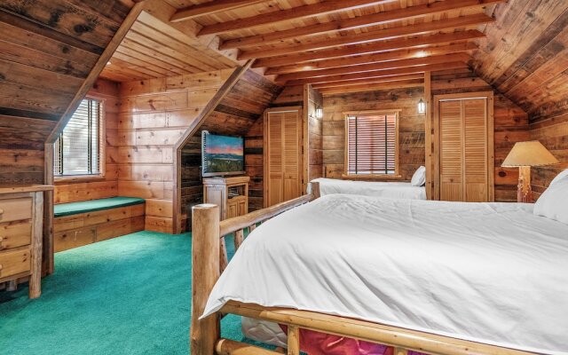 Blue Lagoon Lakefront