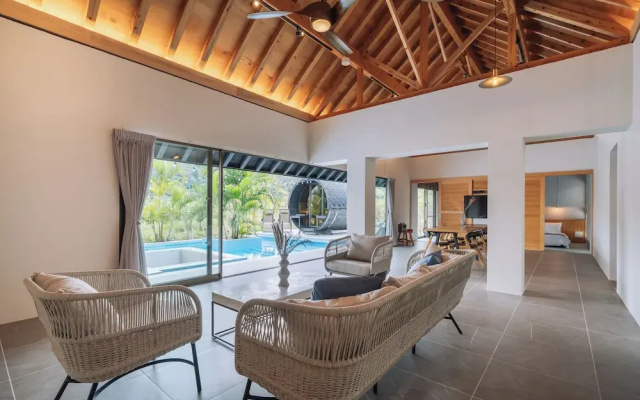 Reflexion Villas GLANZ