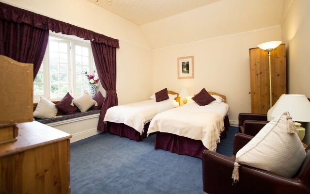Polraen Country House