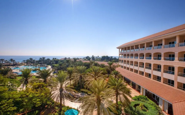 Fujairah Rotana Resort & Spa - Al Aqah Beach