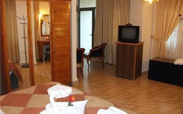 Crystal Hotel