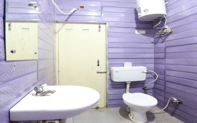OYO 11521 Homestead Stay