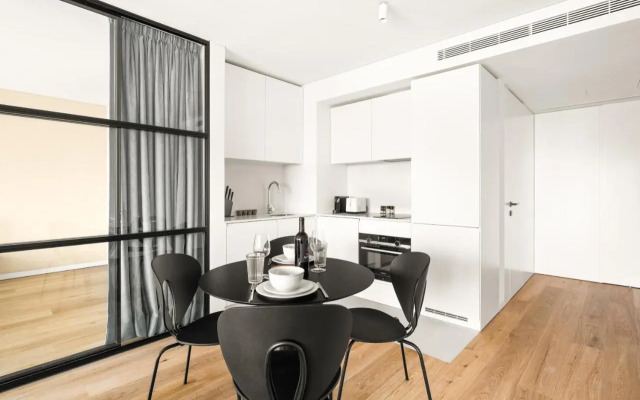 Mirabilis Apartments - LX Living