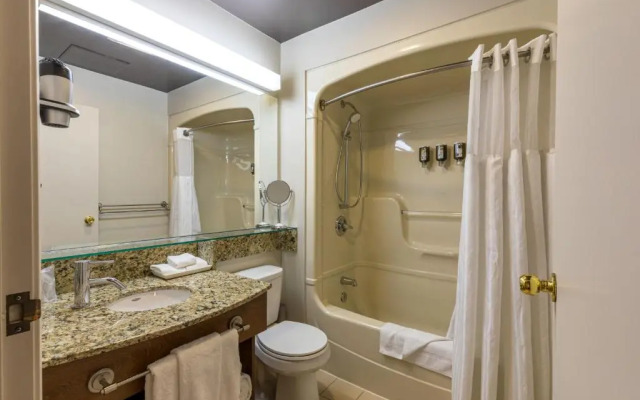 Comfort Inn East Beauport Hotel