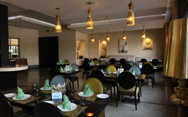 Safir Fintas Kuwait Hotel