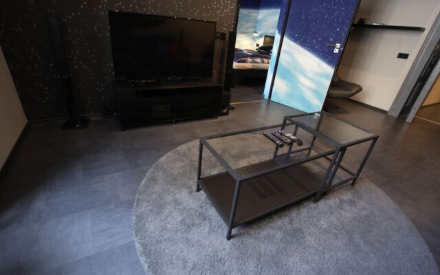 Dfive Apartments - Galactic