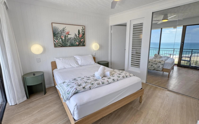 Royal Palm Resort – Guest Rooms – Gold Coast
