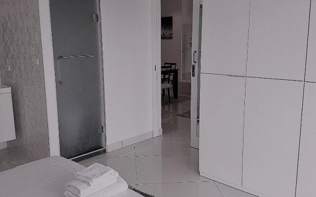 Vtsix Condo Service at View Talay Condo