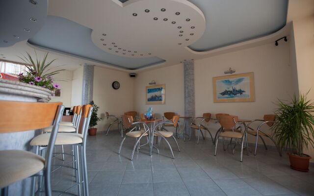 Cosmi Apartments