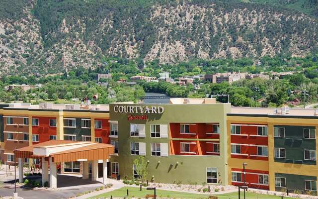 Courtyard Glenwood Springs