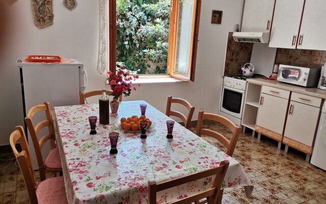 Beach Front Villa a Stone Throw Away From the sea