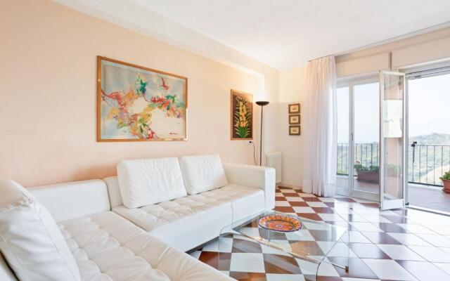 Taormina Apartment with Panoramic View