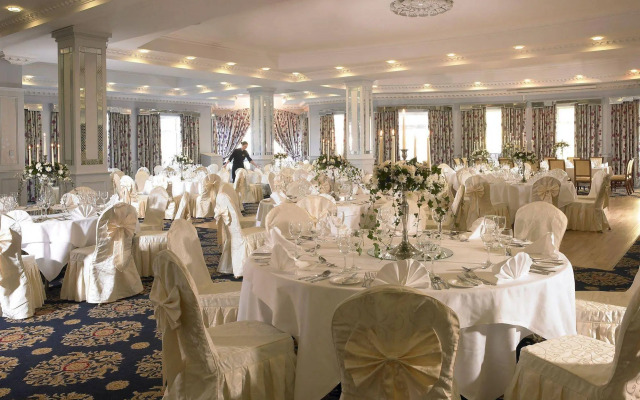 Dromhall Hotel