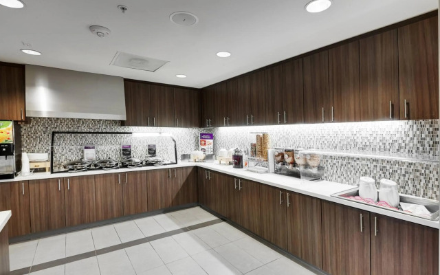 Residence Inn by Marriott Austin Airport