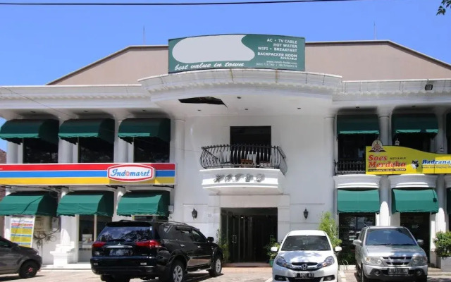 hotelImage
