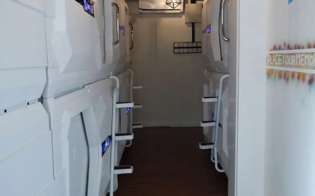 Aloha Capsule Hostel