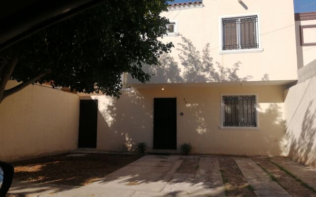 Yellow House Comfort De Lujo