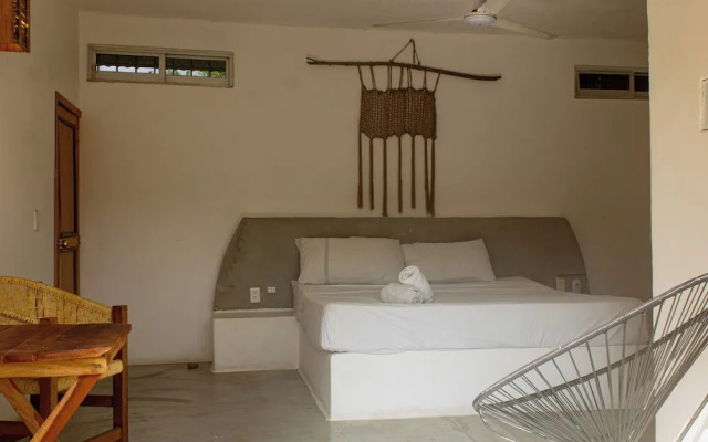 Melrose - Hidden Port