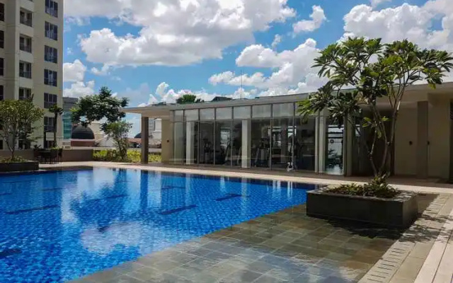 Comfortable 2BR M-Town Residence Apartment By Travelio