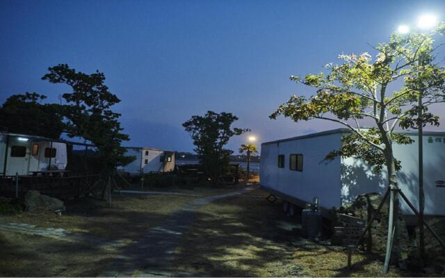 Seogwipo Pyoseoncaravan