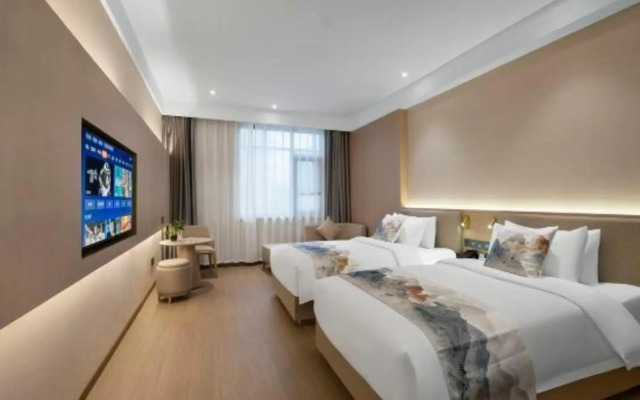 Longxiang Hotel