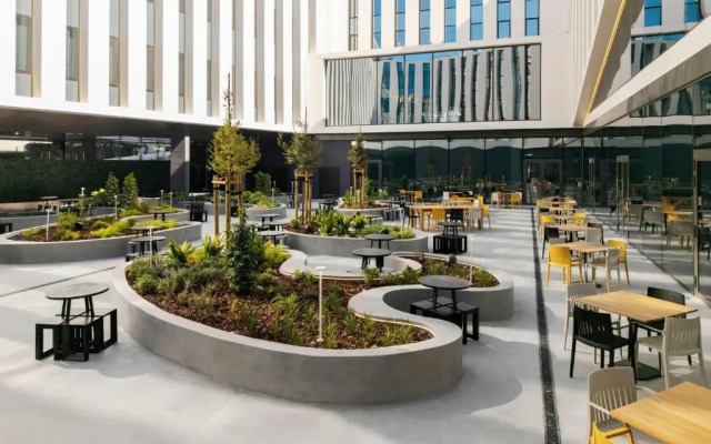 Moxy Alfragide Lisboa