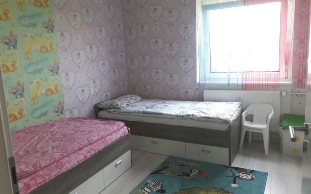 Private Apartment Ossietzkyring
