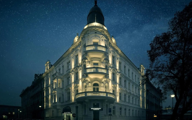 Theresian Hotel