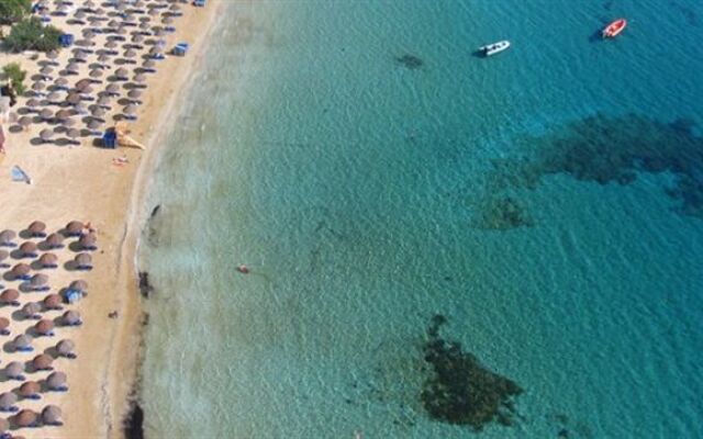 Surfing Beach Paros (Village/Camping)