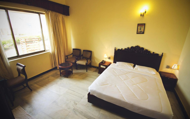 Paradise Isle Beach Resort – Guest Rooms – Malpe