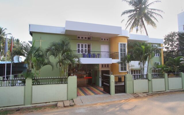 MSR Comforts by OYO Rooms
