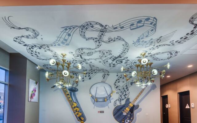 Best Western Premier NOHO Inn