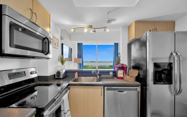 Ocean View 2 Bedroom in Coconut Grove