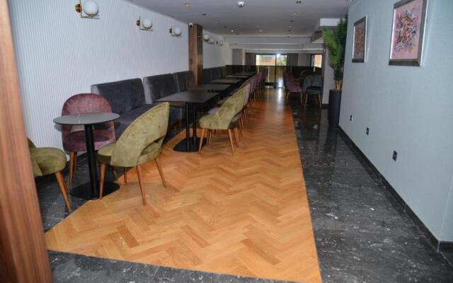 Privilège Oasis Hôtel