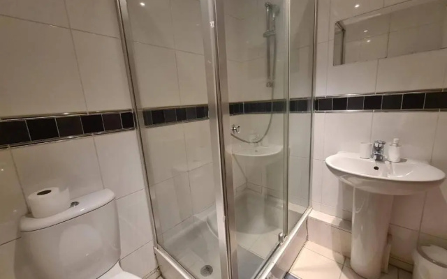 2 Bedroom 2 Bath Apartment, sleeps 4, Town Centre