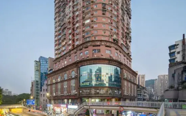 Hanting Hotel Chongqing Shapingba Railway Station Longhu Jinsha Tianjie