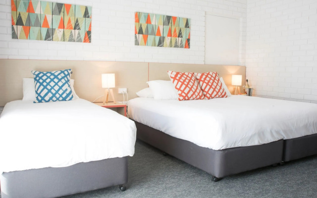 Nightcap at Archer Hotel