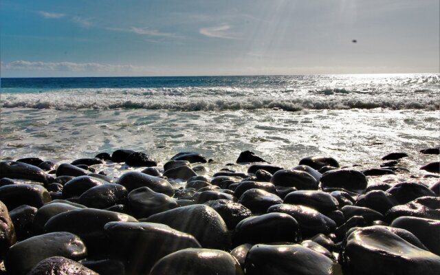 Paul do Mar Charming Apartment T2