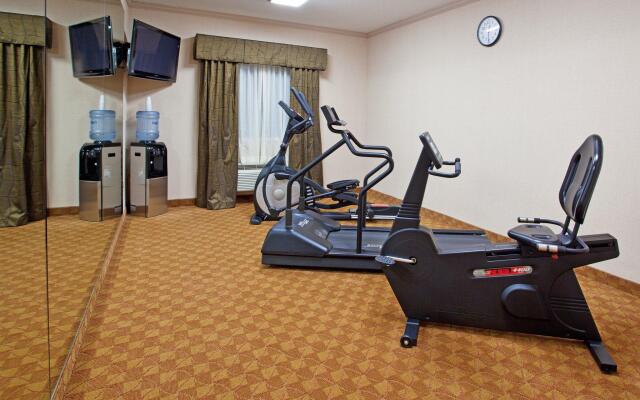 Holiday Inn Express Murrysville - Delmont by IHG