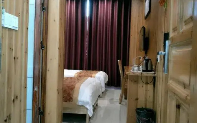 Huangguan Hotel