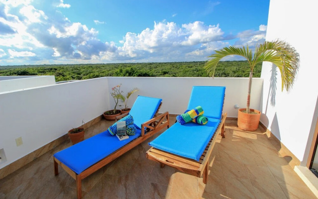 Luxury House Near Akumal Beach by Olahola