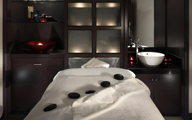 Hotel Indigo London K West Shepherd's Bush by IHG