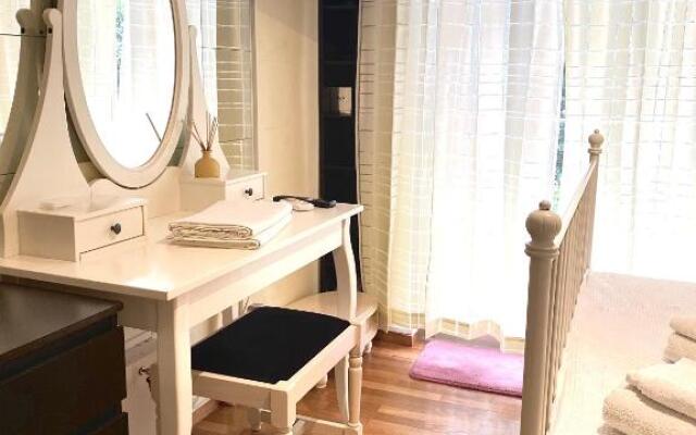 Seaside comfy apartment/ Palaio Faliro