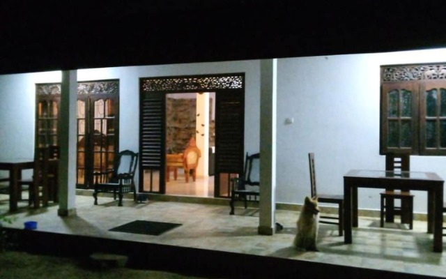 sinhagiri hotel and restaurant
