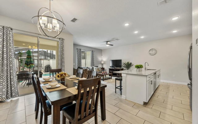 Luxury Thownhouse with private pool