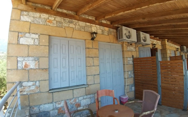 Stoupa Properties Rooms