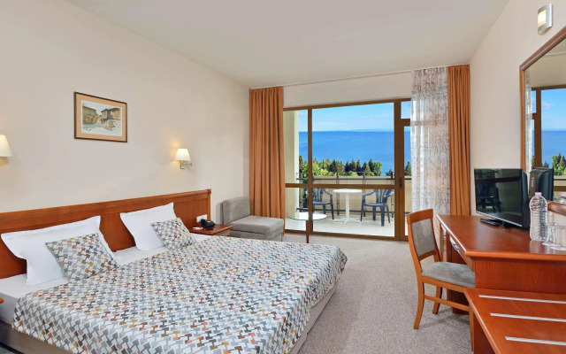 Sol Nessebar Bay & Mare Resort